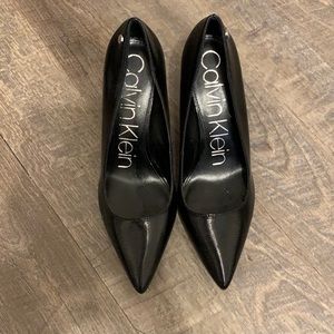 Calvin Klein Pumps